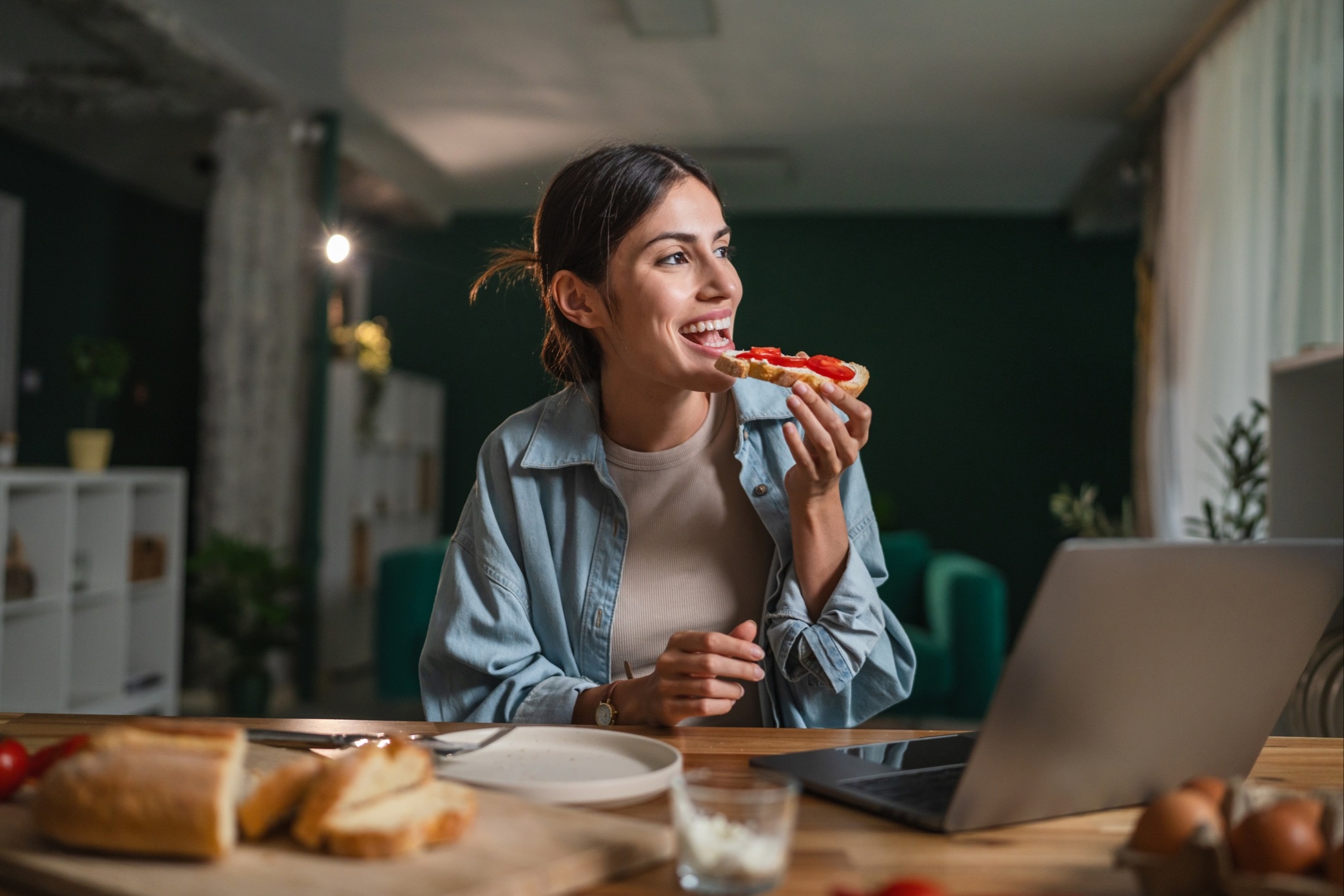  8 Healthy-ish Snacks to Make When the Midnight Cravings Hit