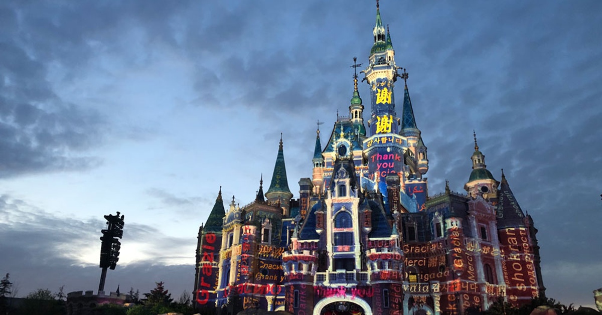 Disney Parks Support Healthcare Workers With Light Shows Dailybreak