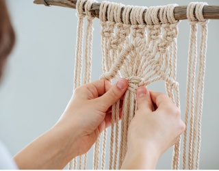 Learn Basic Macrame Knots With This Fun Drag and Drop 