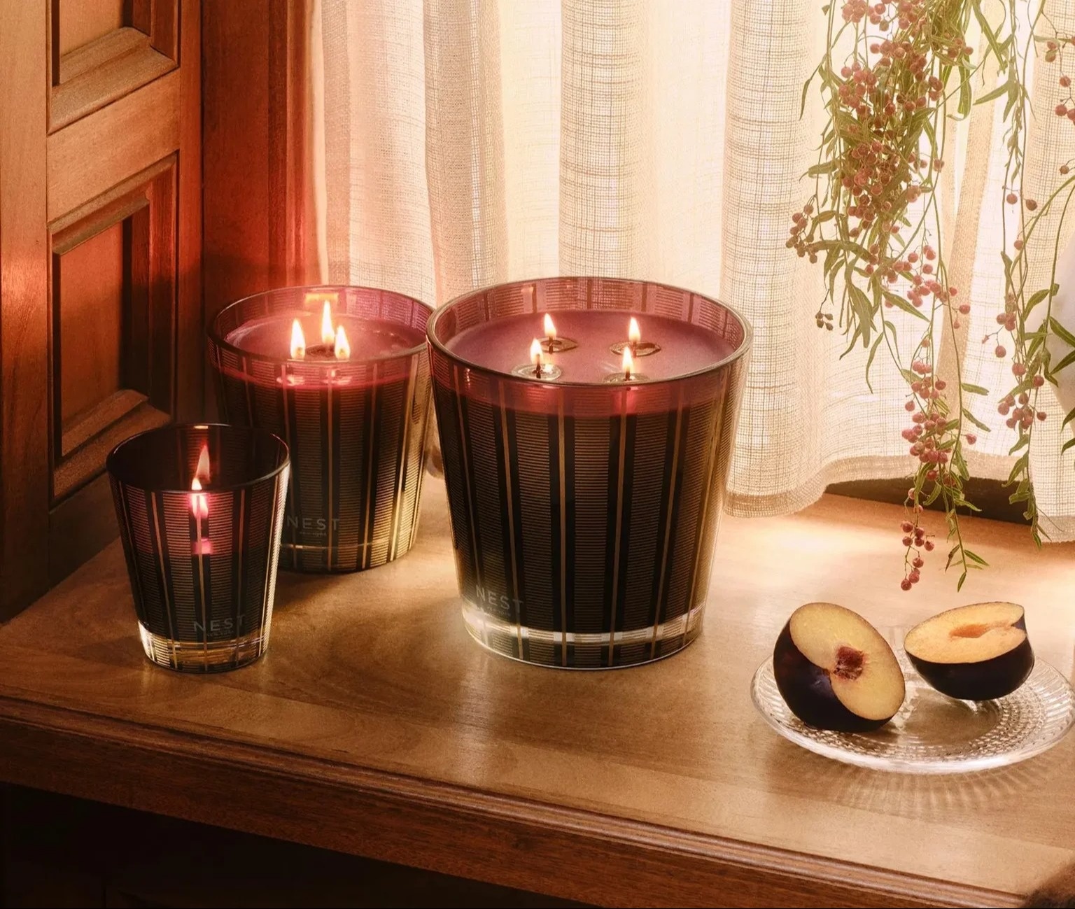Nest New York Autumn Plum Classic Candle