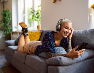 11 Best Money Podcasts to Binge Before 2026