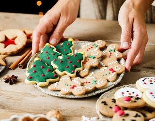 Can You Pair up the Holiday Goodies?