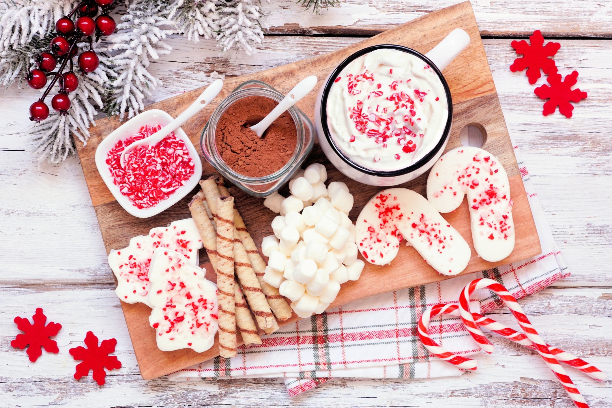 7 Peppermint Chocolate Recipes to Make All Winter Long 