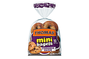 Thomas Mini Cinnamon Raisin Bagels.