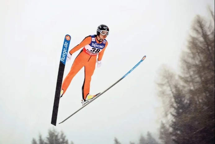 Lindsay Van ski jumper