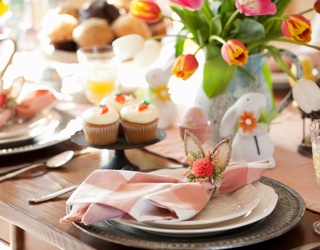 10 Brunch Ideas Inspired by Global Spring Traditions