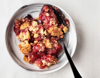 10 Currently Trending Recipes With Black, Red and White Currants