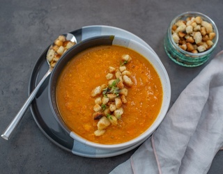 9 Delicious Toppings and Garnishes for Fall Soups