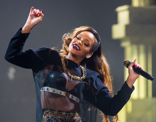 By the Time Rihanna Releases New Music, You Should Be Able to Match Her Single to Its Album