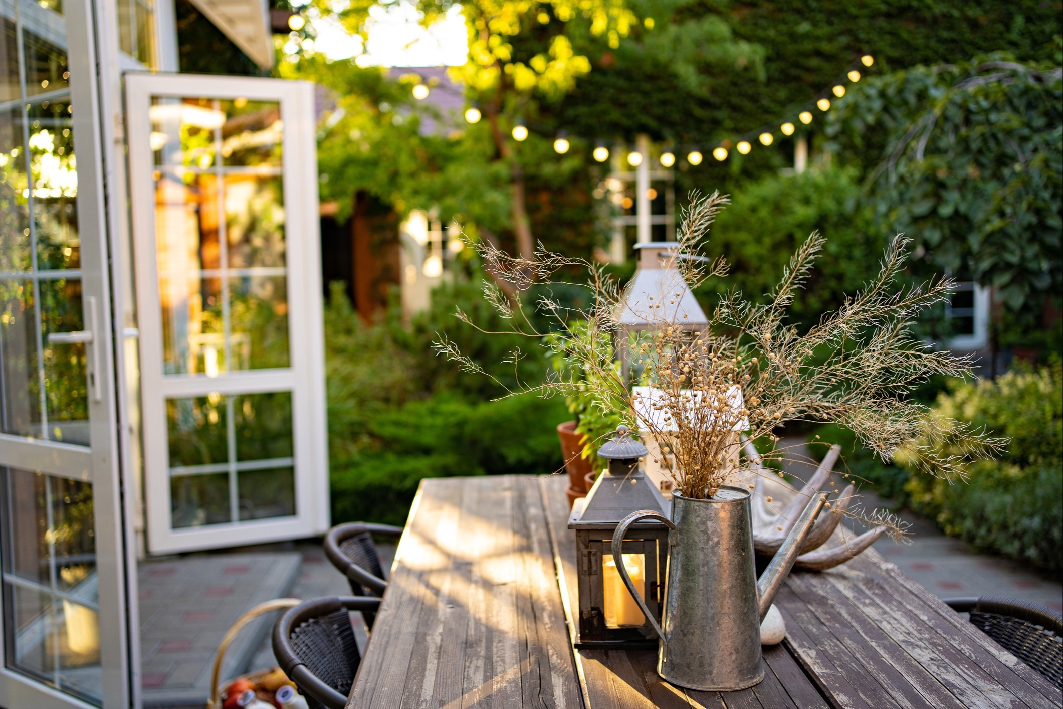 Make Your Back Patio Party-Ready With These 6 Cheap DIYs