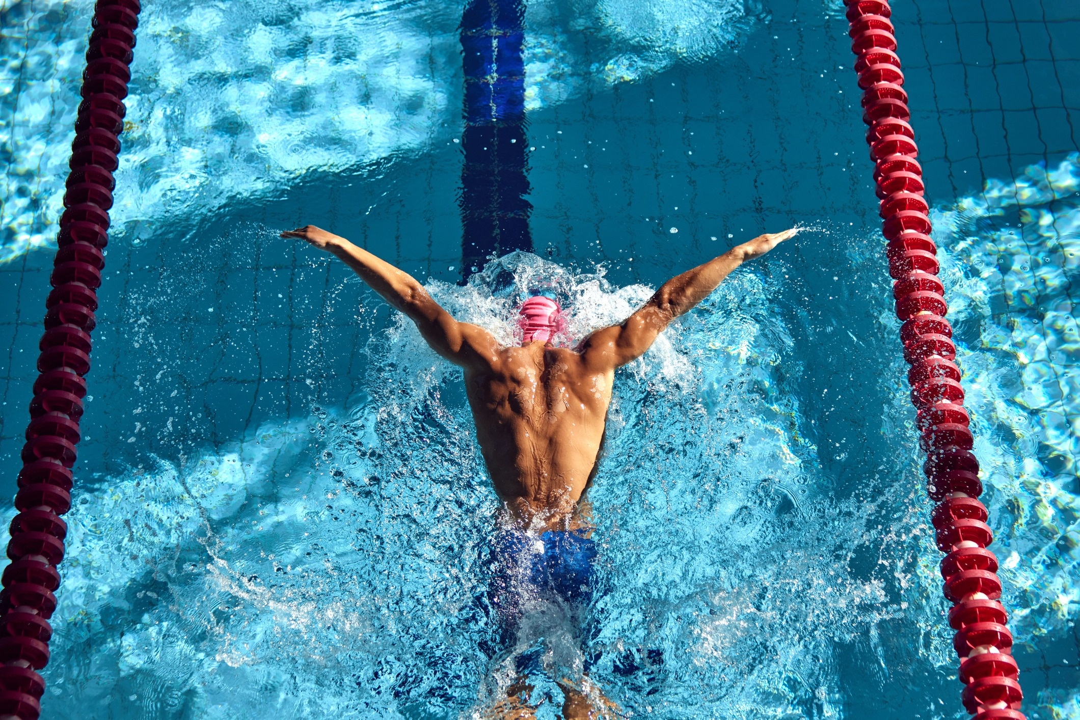 Swimming is Making a Comeback — Here’s How to Dive Back In 