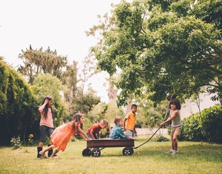 10 Outdoor Learning Games For Kids To Get Ready For September